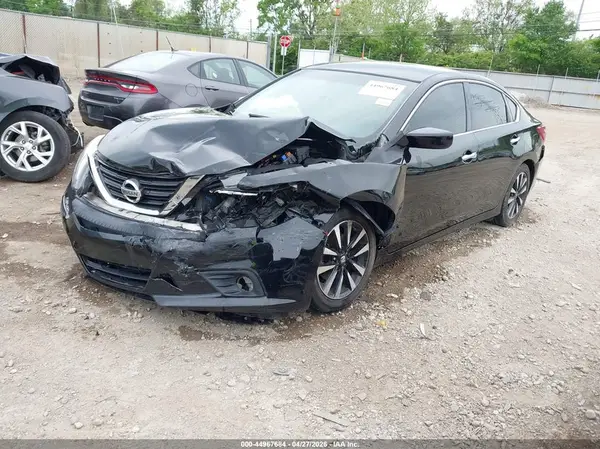1N4AL3AP1JC246263 2018 NISSAN ALTIMA - Image 2