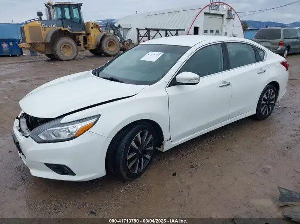 1N4AL3AP1JC246988 2018 NISSAN ALTIMA - Image 2