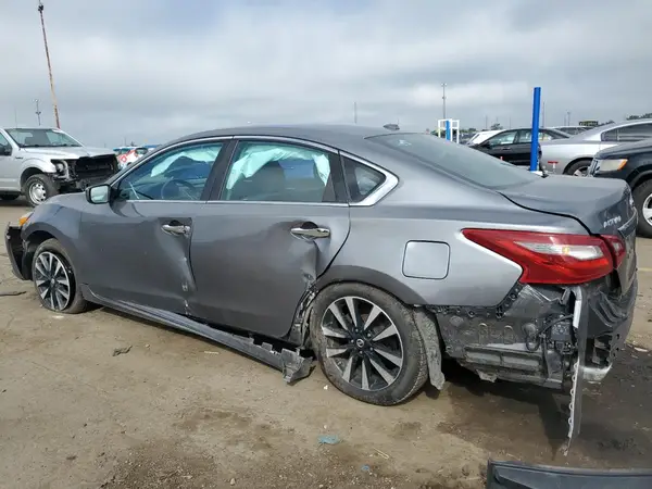 1N4AL3AP1JC247610 2018 NISSAN ALTIMA - Image 2