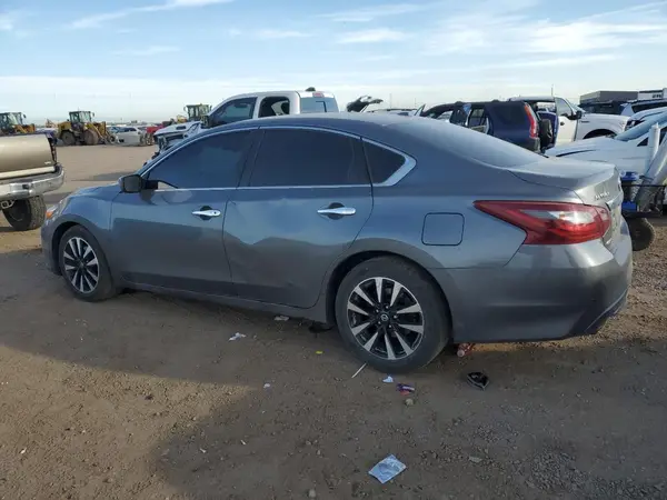 1N4AL3AP1JC248563 2018 NISSAN ALTIMA - Image 2