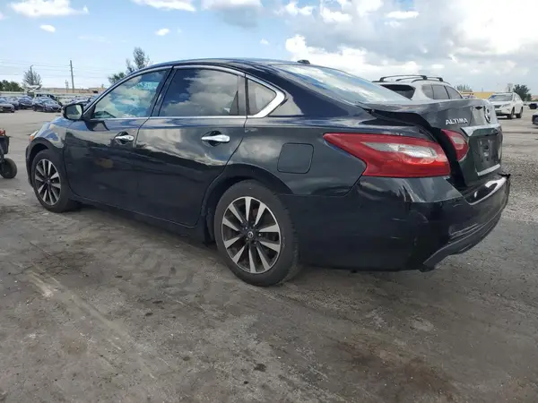 1N4AL3AP1JC251530 2018 NISSAN ALTIMA - Image 2