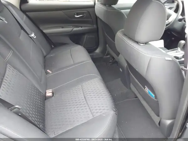 1N4AL3AP1JC257778 2018 NISSAN ALTIMA - Image 8