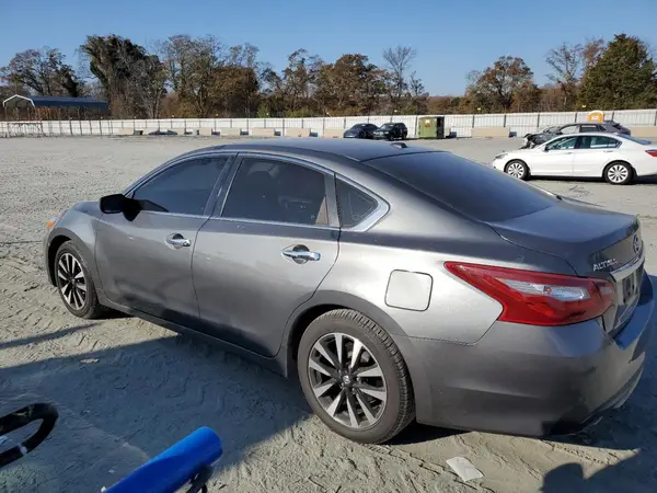 1N4AL3AP1JC261720 2018 NISSAN ALTIMA - Image 2