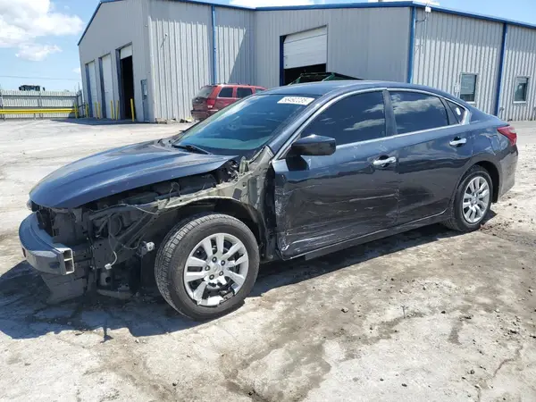 1N4AL3AP1JC261944 2018 NISSAN ALTIMA - Image 1