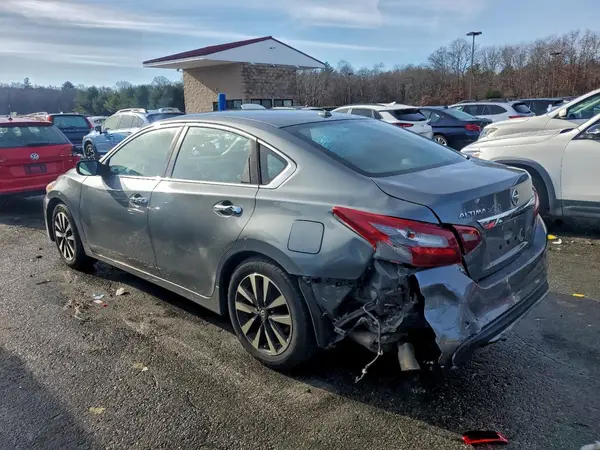 1N4AL3AP1JC264388 2018 NISSAN ALTIMA - Image 2