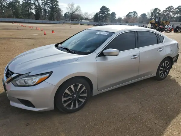 1N4AL3AP1JC264536 2018 NISSAN ALTIMA - Image 1