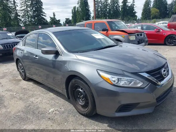 1N4AL3AP1JC272734 2018 NISSAN ALTIMA - Image 1