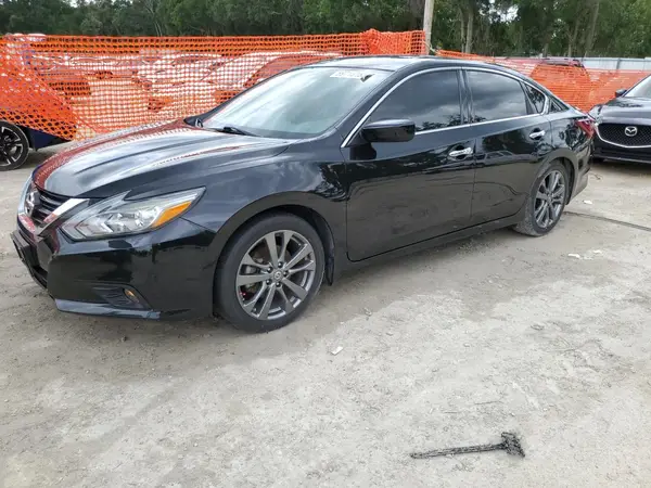 1N4AL3AP1JC282857 2018 NISSAN ALTIMA - Image 1