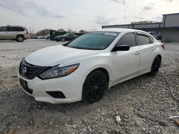 1N4AL3AP1JC283118 2018 NISSAN ALTIMA - Image 1