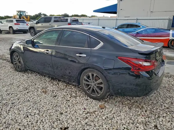 1N4AL3AP1JC285533 2018 NISSAN ALTIMA - Image 2