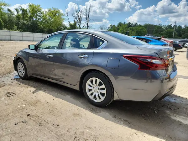 1N4AL3AP1JC286634 2018 NISSAN ALTIMA - Image 2