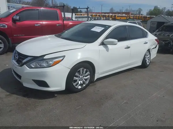 1N4AL3AP1JC287153 2018 NISSAN ALTIMA - Image 2