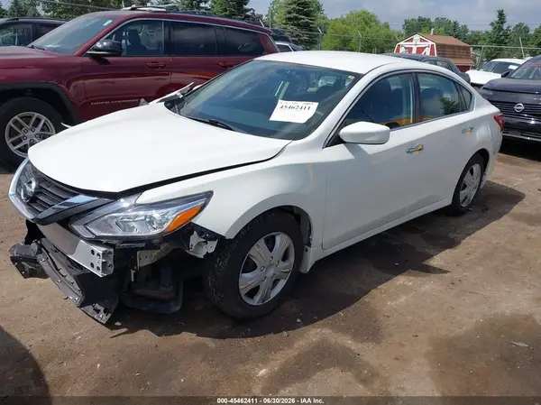 1N4AL3AP1JC288867 2018 NISSAN ALTIMA - Image 2