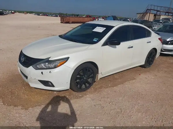 1N4AL3AP1JC292028 2018 NISSAN ALTIMA - Image 2