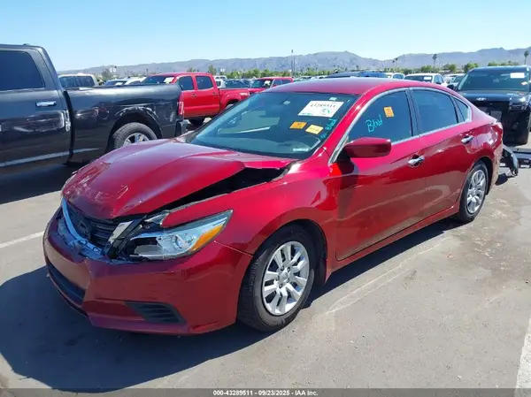 1N4AL3AP1JC293275 2018 NISSAN ALTIMA - Image 2