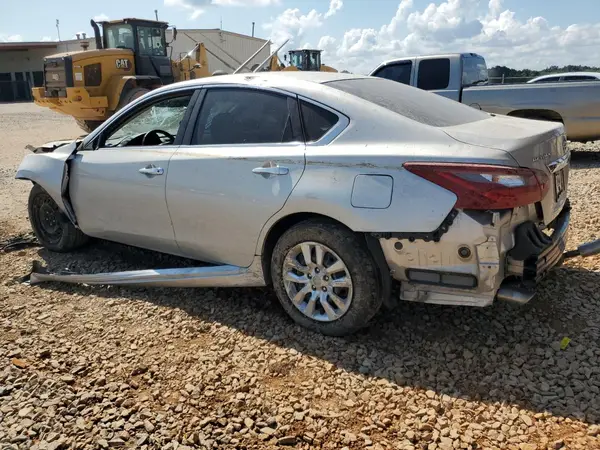 1N4AL3AP1JC294474 2018 NISSAN ALTIMA - Image 2