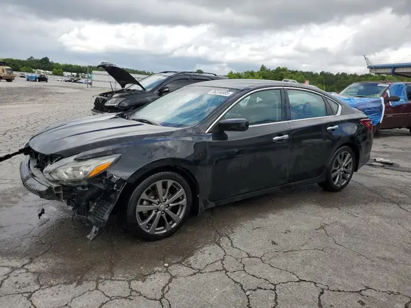 1N4AL3AP1JC295012 2018 NISSAN ALTIMA - Image 1