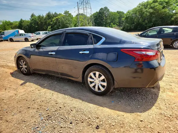 1N4AL3AP1JC296161 2018 NISSAN ALTIMA - Image 2