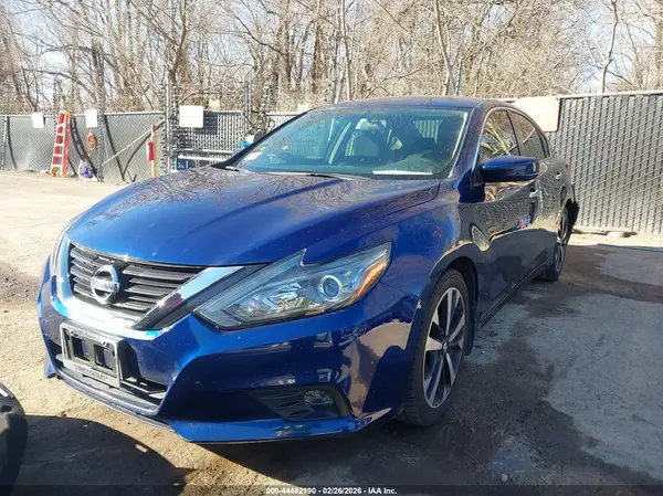 1N4AL3AP1JC296242 2018 NISSAN ALTIMA - Image 2