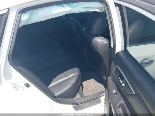 1N4AL3AP1JC471542 2018 NISSAN ALTIMA - Image 8