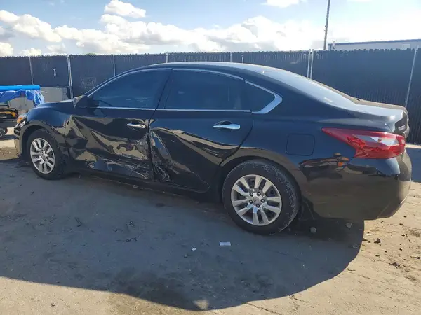 1N4AL3AP1JC471704 2018 NISSAN ALTIMA - Image 2