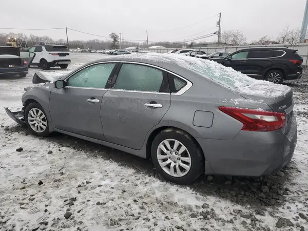 1N4AL3AP1JC471881 2018 NISSAN ALTIMA - Image 2