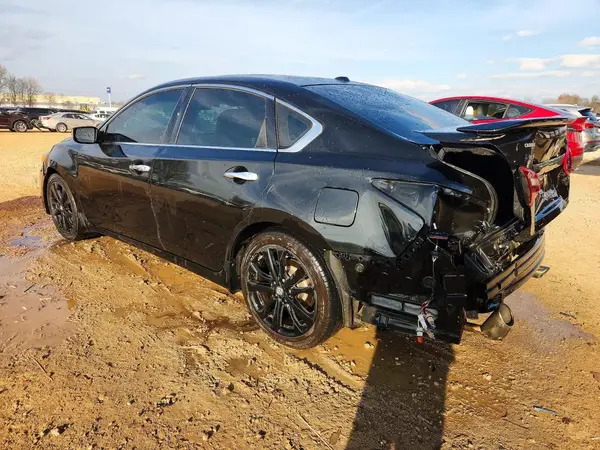 1N4AL3AP1JC474425 2018 NISSAN ALTIMA - Image 2
