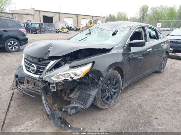 1N4AL3AP1JC475445 2018 NISSAN ALTIMA - Image 2