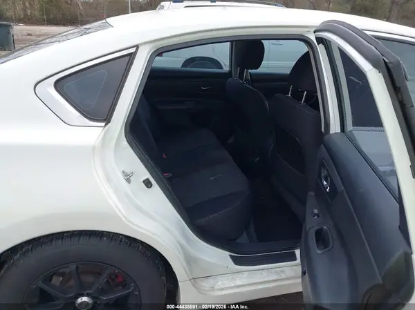1N4AL3AP1JC477227 2018 NISSAN ALTIMA - Image 8
