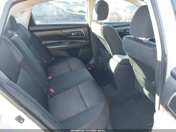 1N4AL3AP2GC115741 2016 NISSAN ALTIMA - Image 8