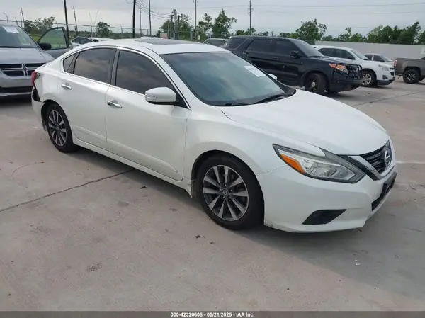 1N4AL3AP2GC122690 2016 NISSAN ALTIMA - Image 1