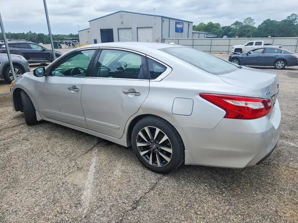 1N4AL3AP2GC123919 2016 NISSAN ALTIMA - Image 2