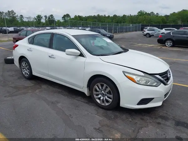 1N4AL3AP2GC130708 2016 NISSAN ALTIMA - Image 1