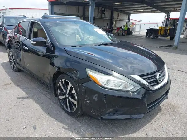 1N4AL3AP2GC131969 2016 NISSAN ALTIMA - Image 1