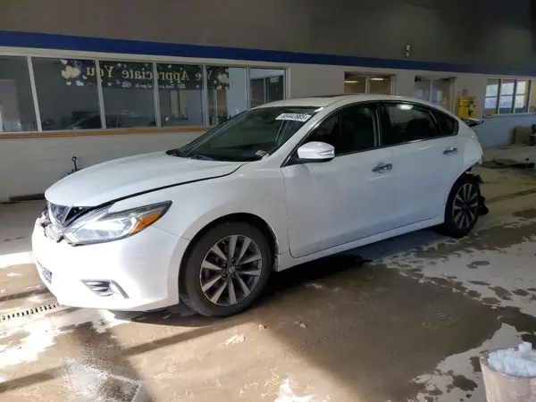 1N4AL3AP2GC137562 2016 NISSAN ALTIMA - Image 1
