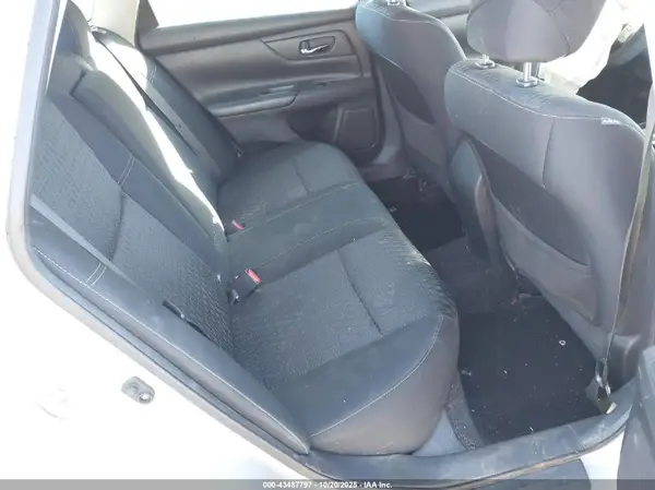 1N4AL3AP2GC141708 2016 NISSAN ALTIMA - Image 8