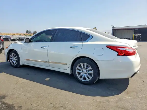 1N4AL3AP2GC143653 2016 NISSAN ALTIMA - Image 2