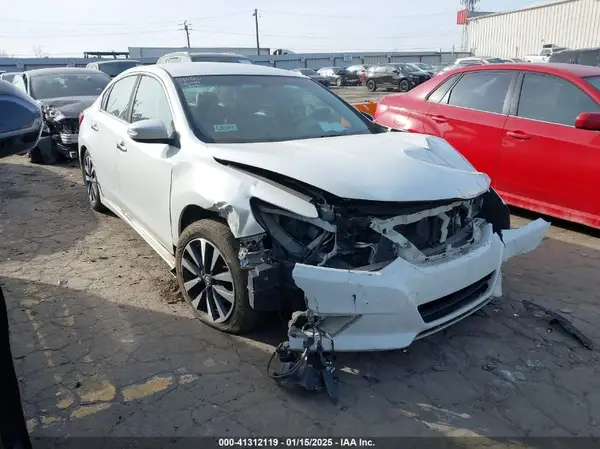 1N4AL3AP2GC149596 2016 NISSAN ALTIMA - Image 1