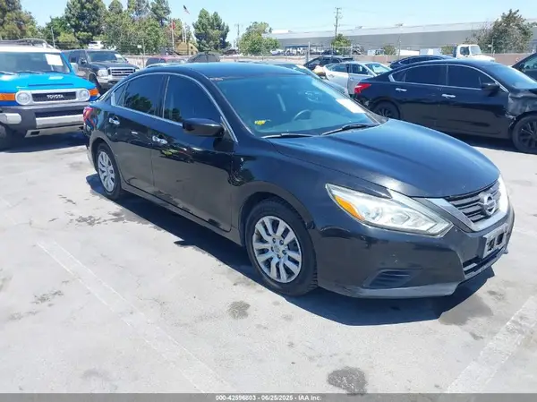 1N4AL3AP2GC157455 2016 NISSAN ALTIMA - Image 1