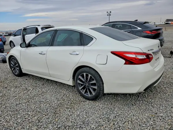 1N4AL3AP2GC167970 2016 NISSAN ALTIMA - Image 2