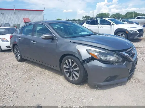 1N4AL3AP2GC172439 2016 NISSAN ALTIMA - Image 1