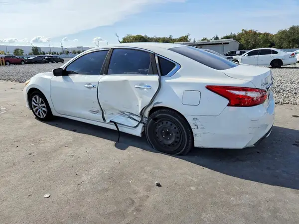 1N4AL3AP2GC175194 2016 NISSAN ALTIMA - Image 2