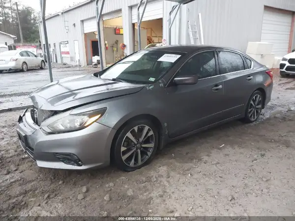 1N4AL3AP2GC183943 2016 NISSAN ALTIMA - Image 2