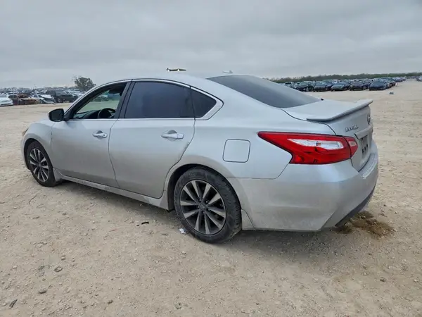 1N4AL3AP2GC188026 2016 NISSAN ALTIMA - Image 2