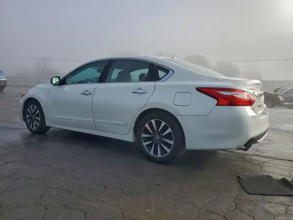 1N4AL3AP2GC195252 2016 NISSAN ALTIMA - Image 2
