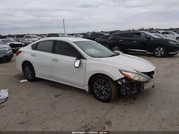 1N4AL3AP2GC203348 2016 NISSAN ALTIMA - Image 1
