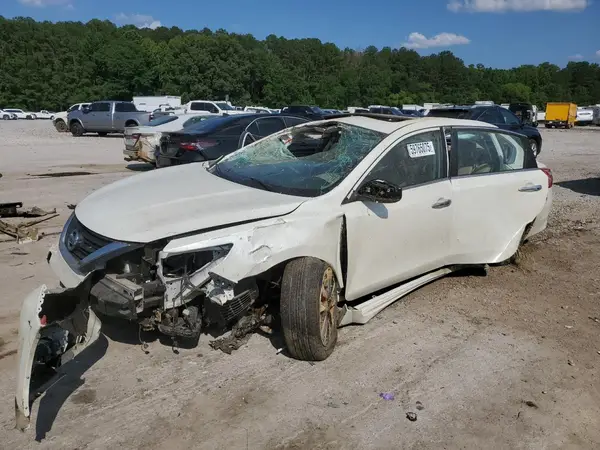 1N4AL3AP2GC209408 2016 NISSAN ALTIMA - Image 1