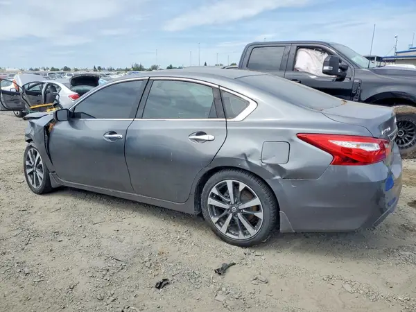 1N4AL3AP2GC212339 2016 NISSAN ALTIMA - Image 2