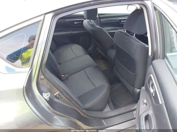 1N4AL3AP2GC215113 2016 NISSAN ALTIMA - Image 8