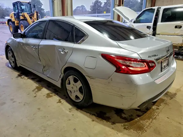 1N4AL3AP2GC237063 2016 NISSAN ALTIMA - Image 2